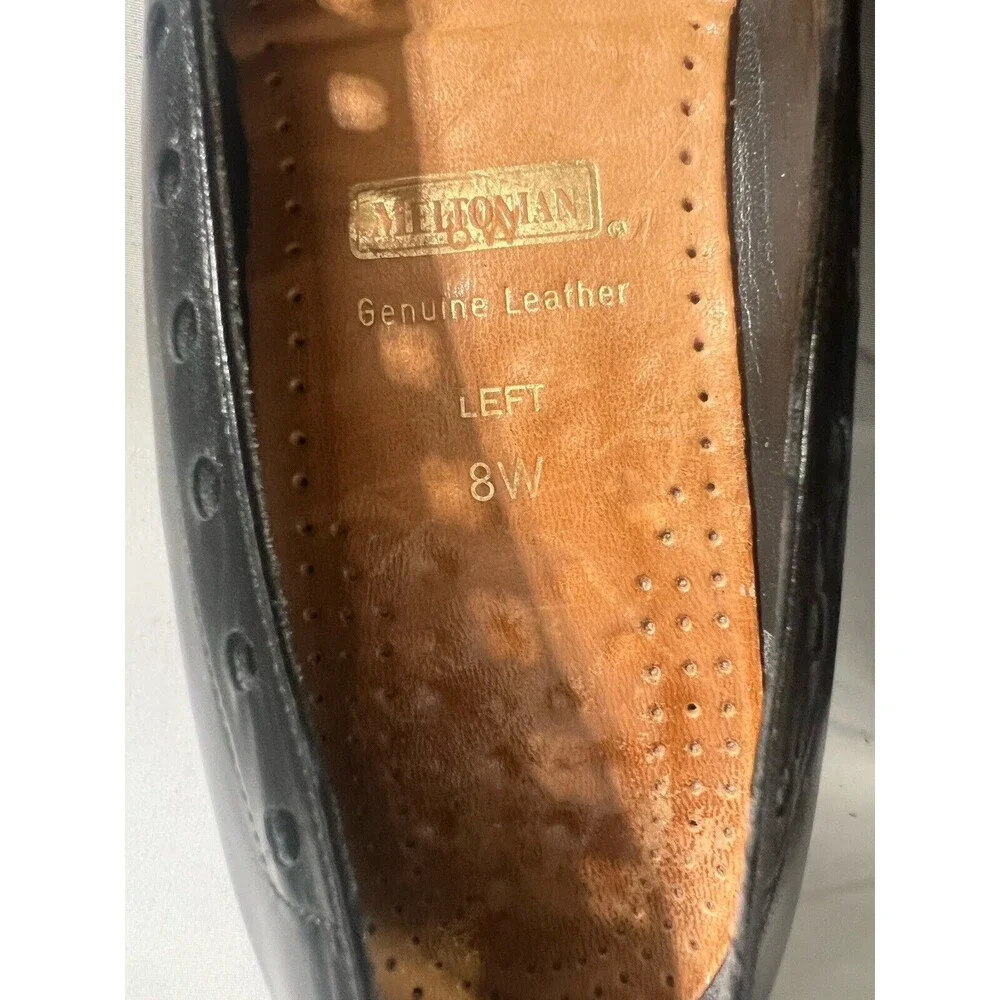 Meltonian Woman's Black Leather Kitten Heeled Shoe 8W Office Work Academia